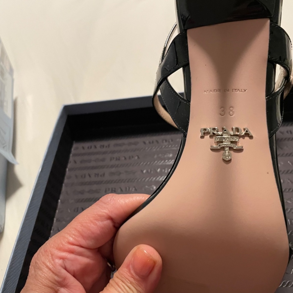 Prada open toe heals - pristine - Picture 4 of 5